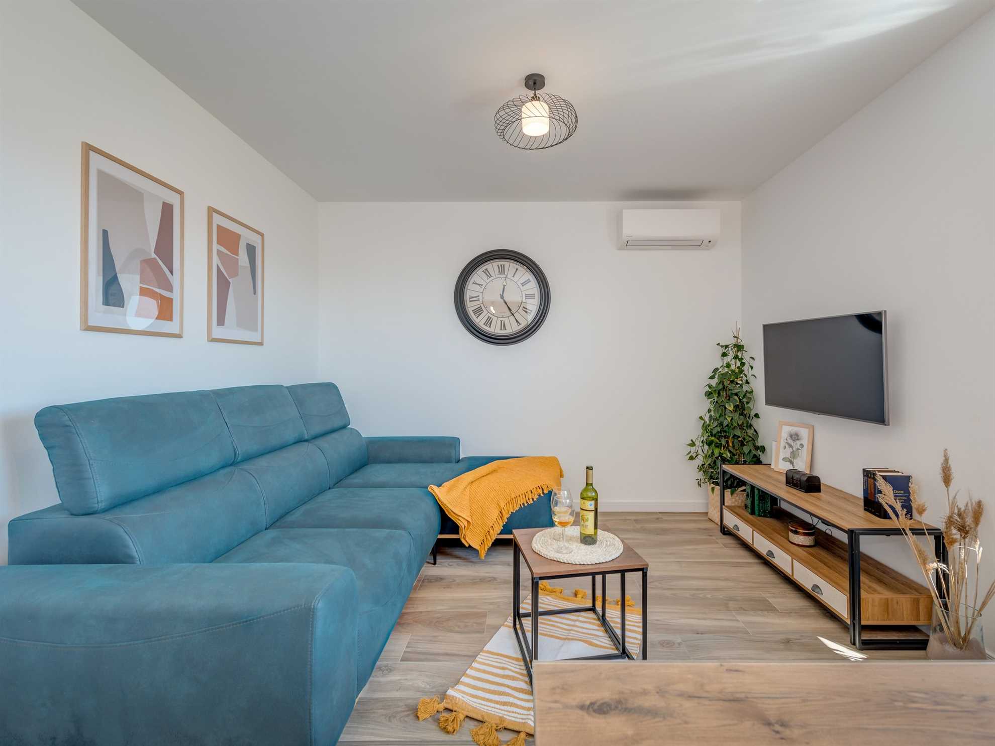 Apartment Breeze with balcony near Trogir center - EOS Croatia