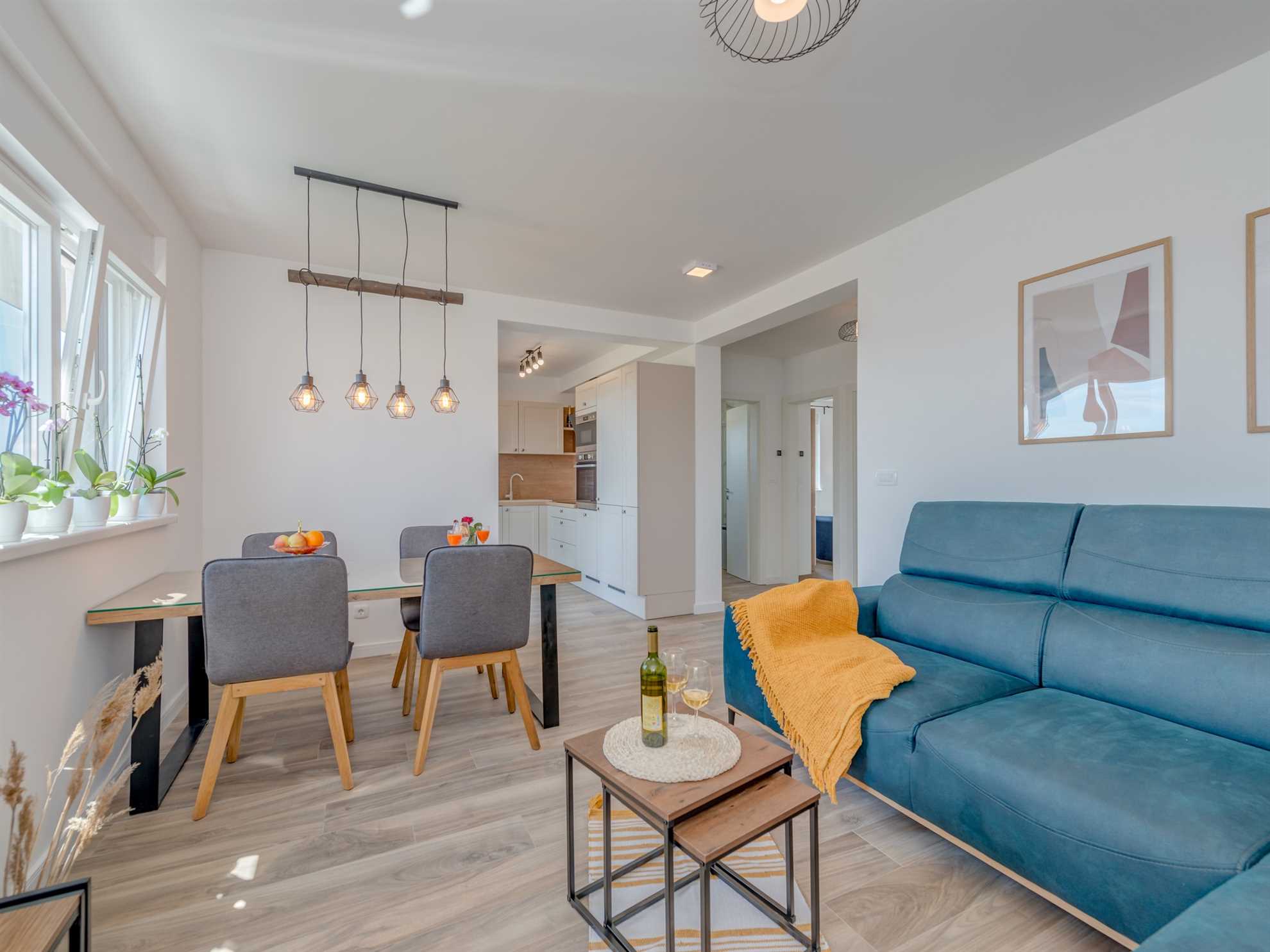 Apartment Breeze with balcony near Trogir center - EOS Croatia