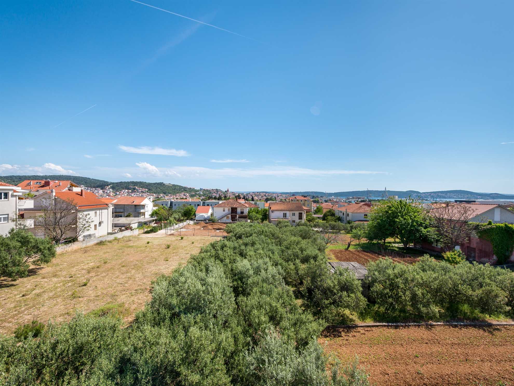 Apartment Breeze with balcony near Trogir center - EOS Croatia