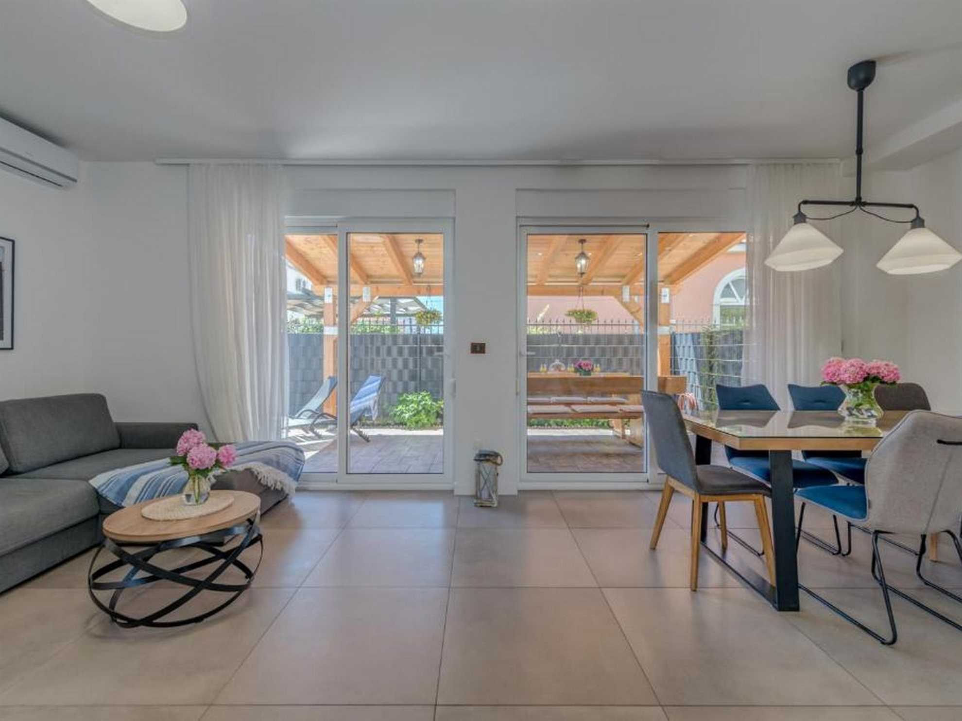 Luxury apartment Sun with jacuzzi - Eos Croatia