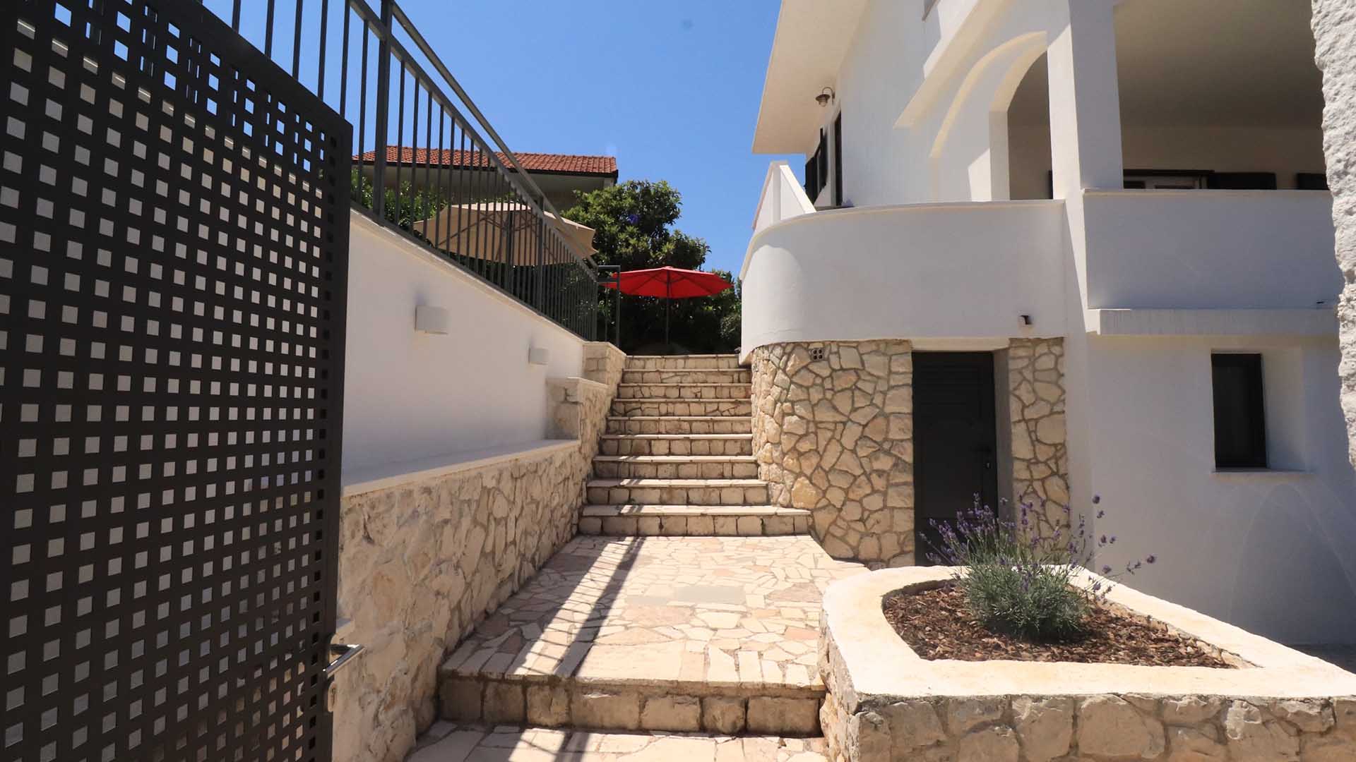 Holiday house Reni with pool near beach - Eos Croatia