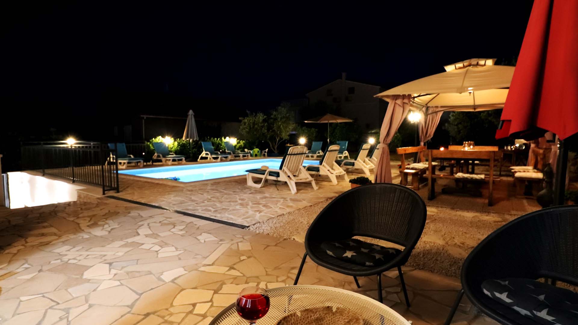 Holiday house Reni with pool near beach - Eos Croatia