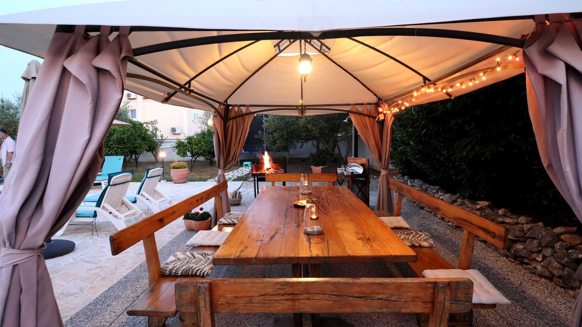 Holiday house Reni with pool near beach - Eos Croatia