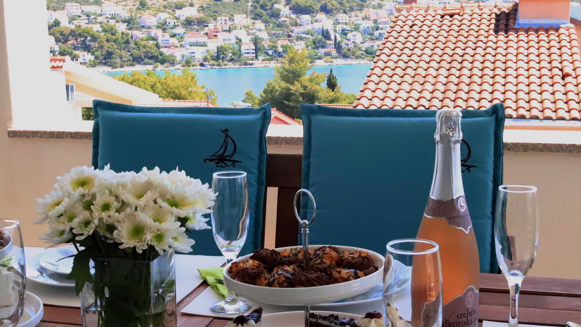 Holiday house Reni with pool near beach - Eos Croatia