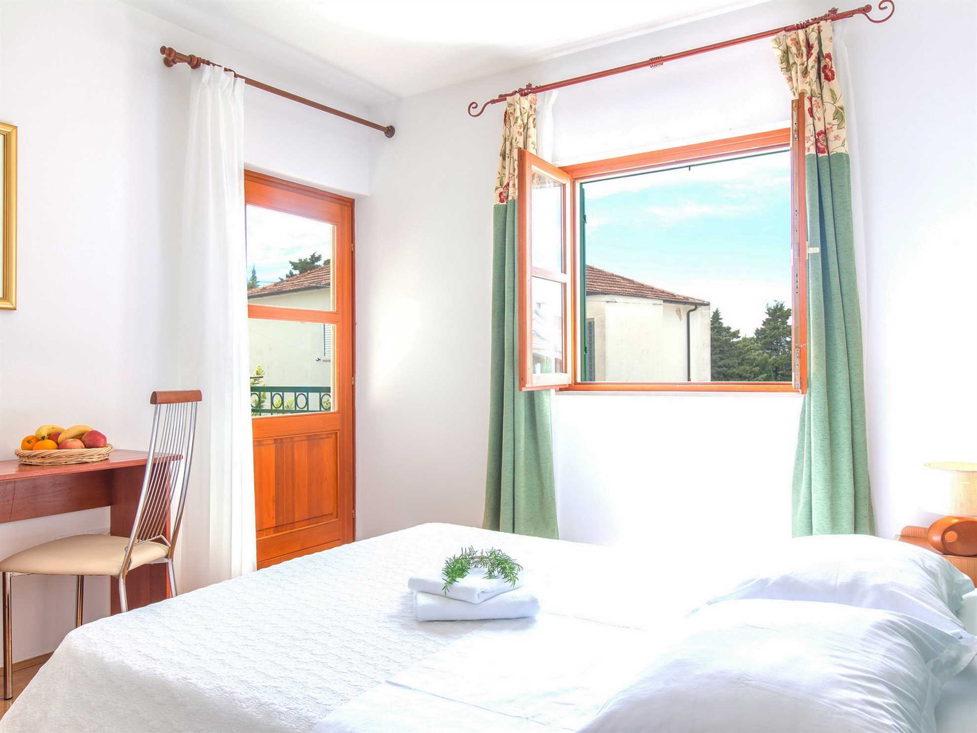 Villa Rosemary with pool - Eos Croatia