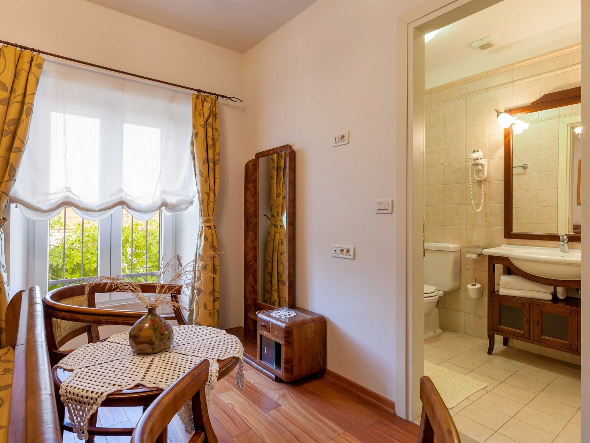 Seaview villa Mirabella with pool near beach - Eos Croatia