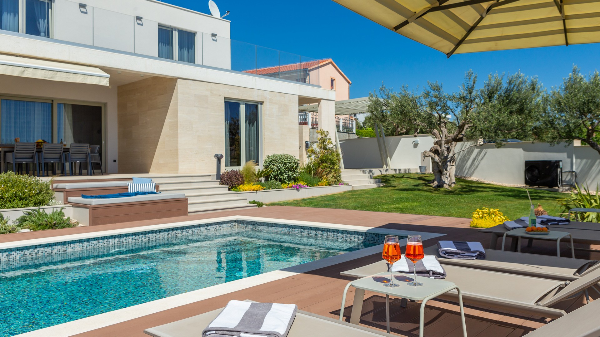 Luxury villa Symphony with pool - Eos Croatia