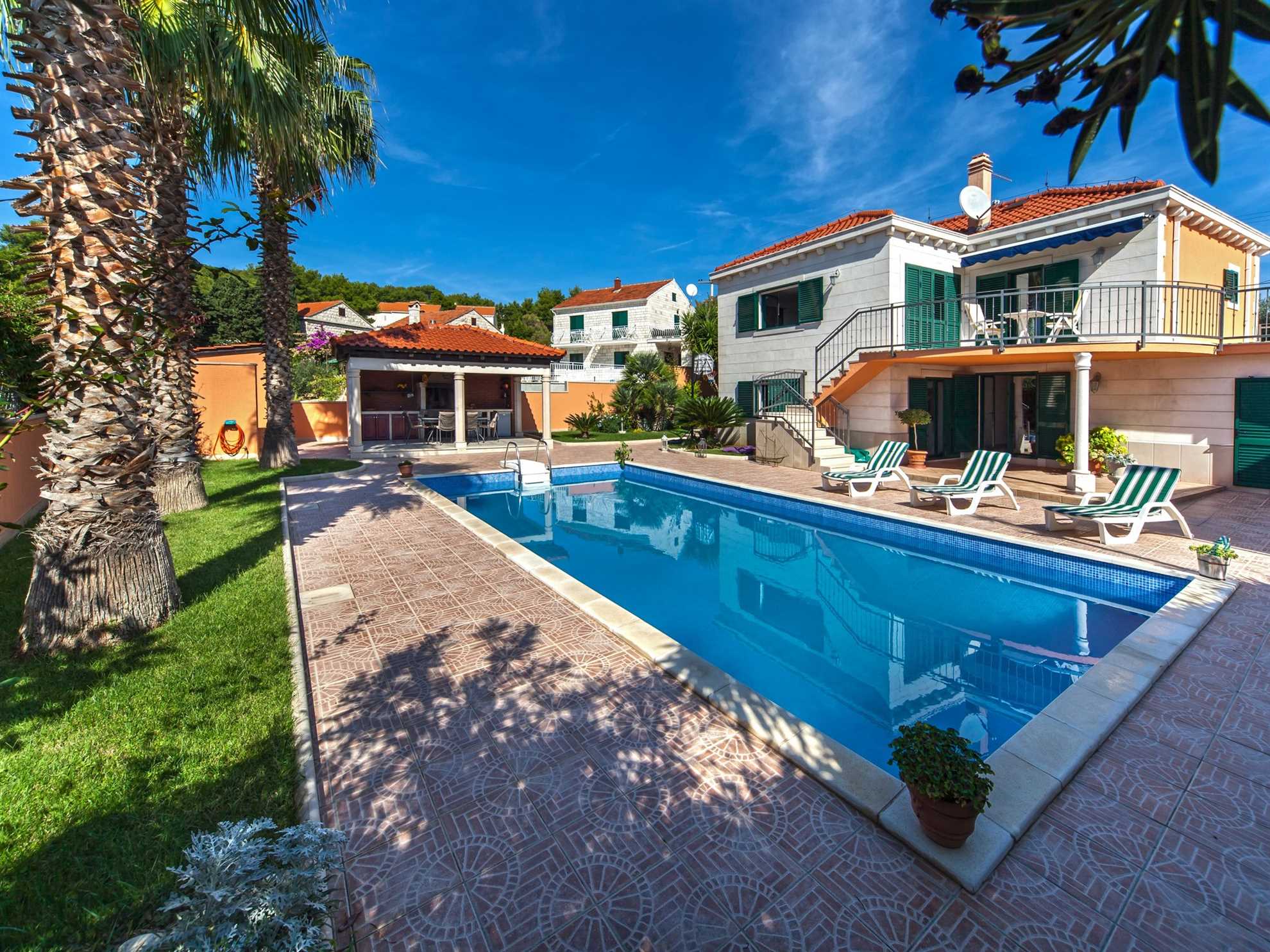 Charming villa Adora with pool near beach - Eos Croatia