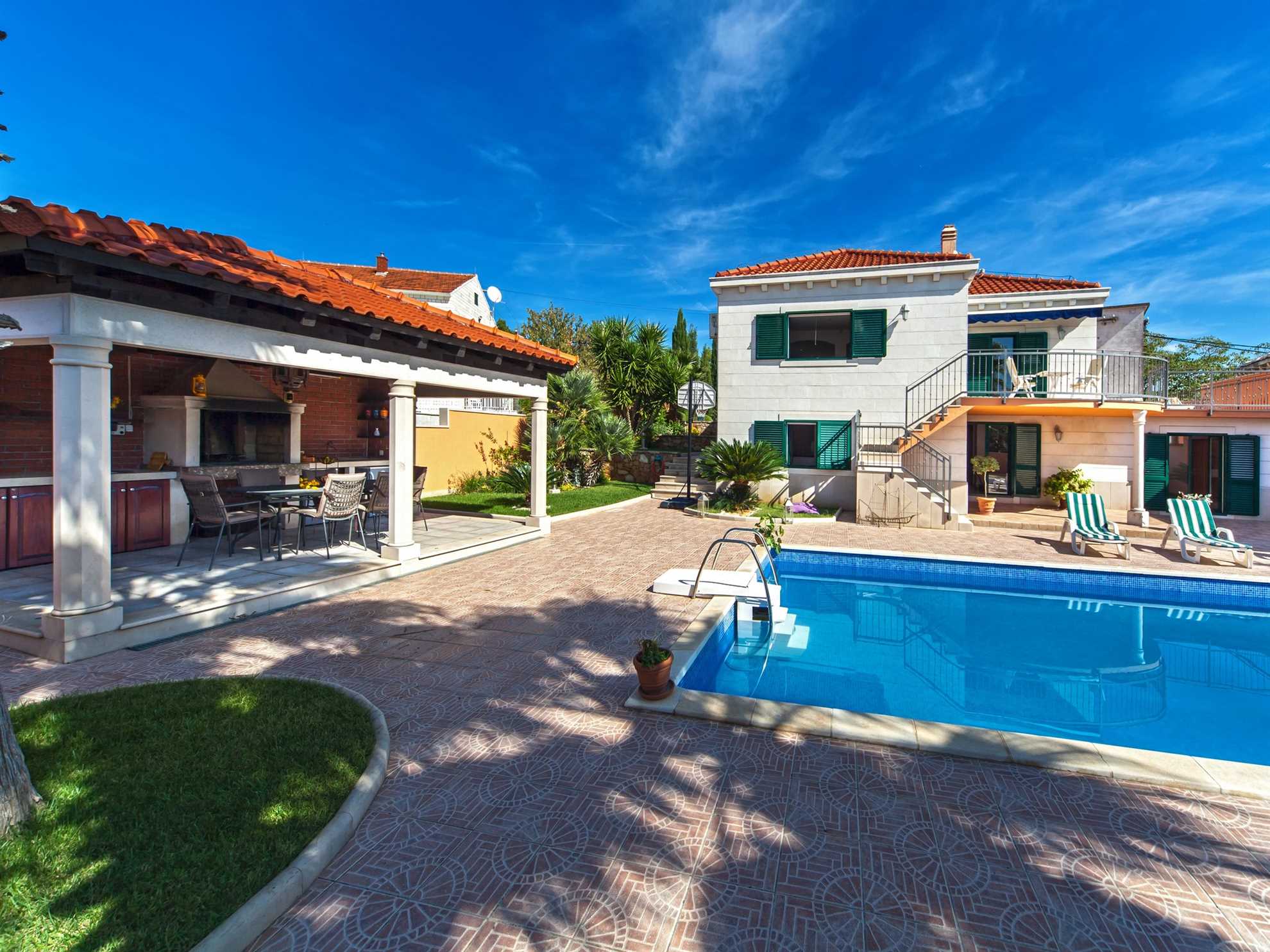 Charming villa Adora with pool near beach - Eos Croatia