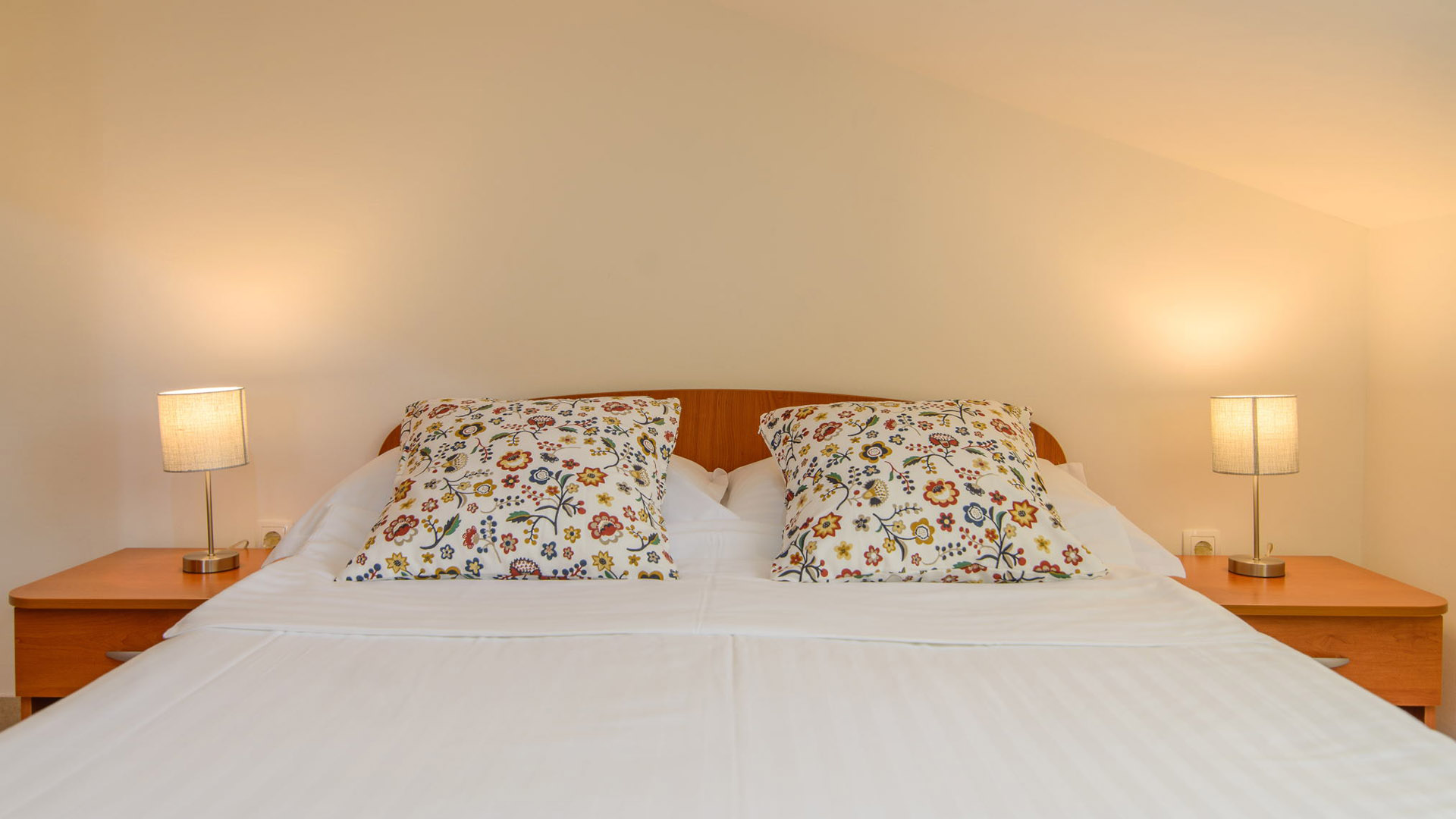 Apartment Maris 1B - EOS CROATIA