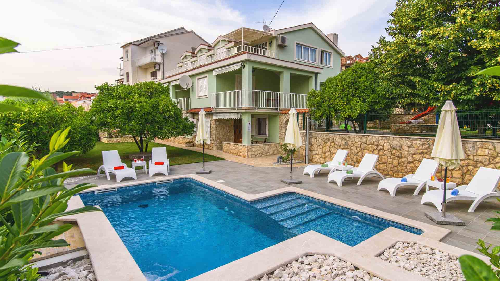 Apartment Maris 1B - EOS CROATIA