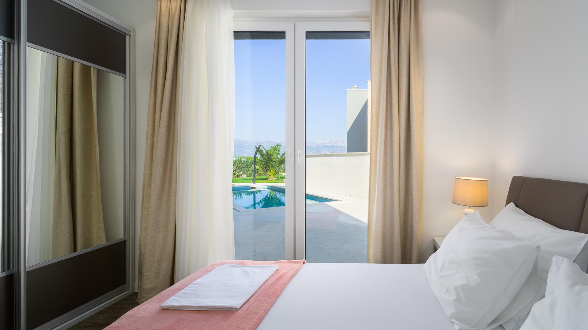 Luxury apartment Golden D1 with private pool - Eos Croatia