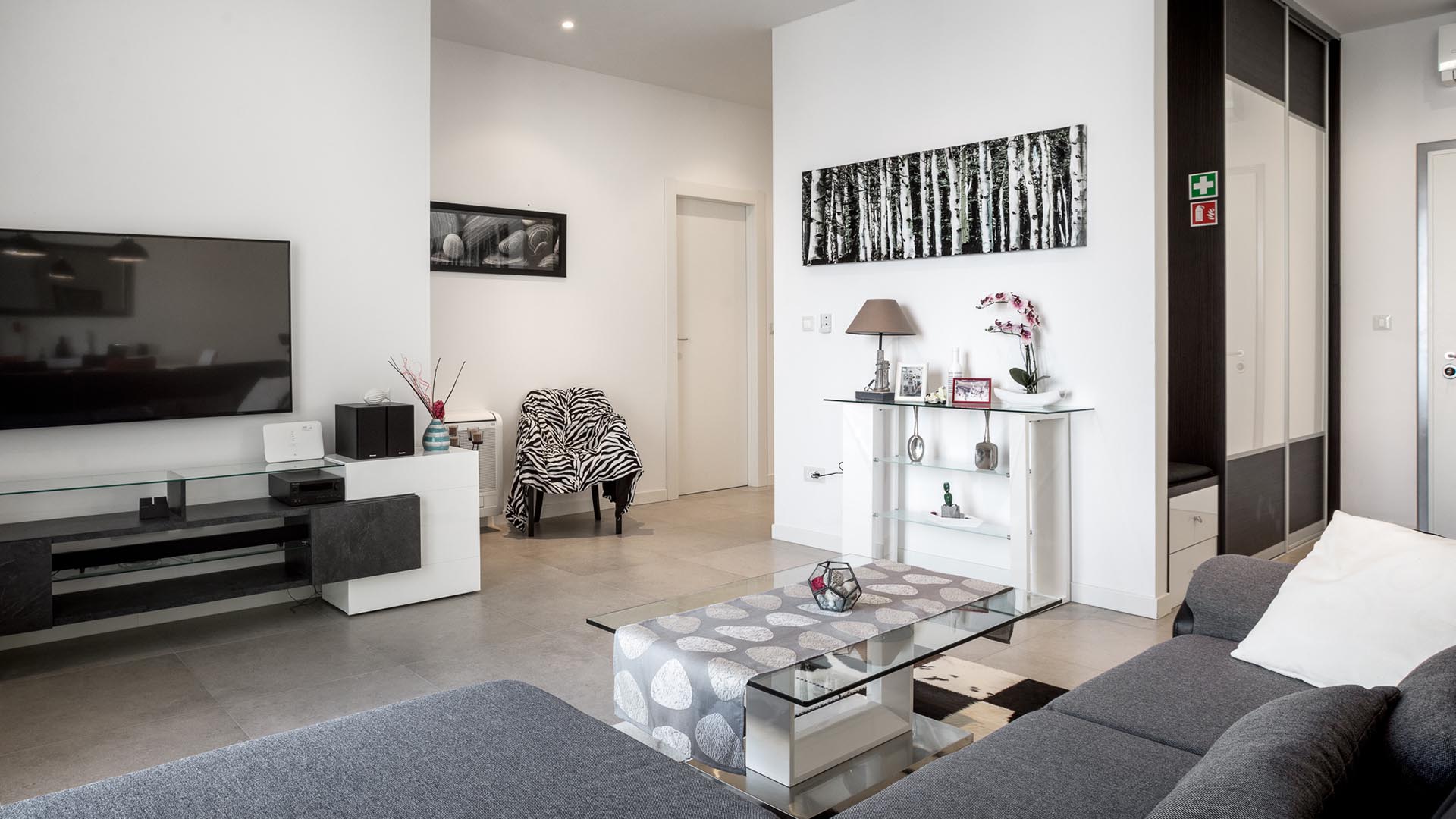Luxury beachside apartment Golden D2 with balcony - Eos Croatia