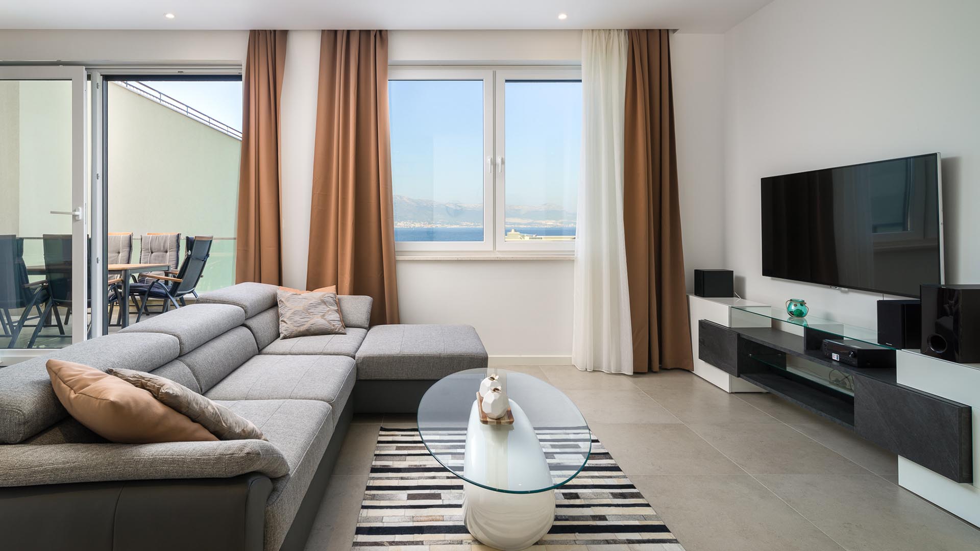 Luxury beachside apartment Golden D3 - Eos Croatia
