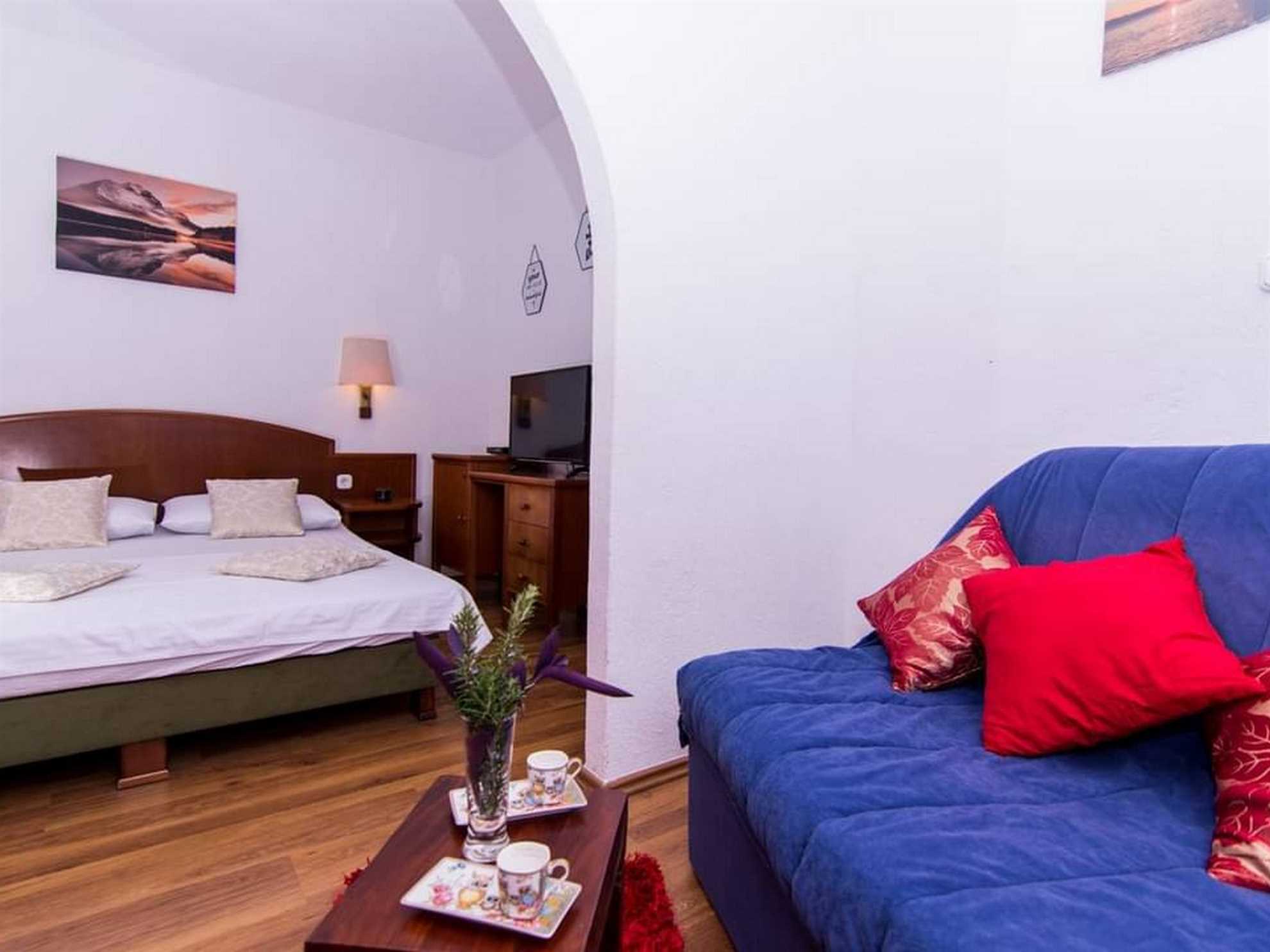 Charming Studio Esthera 2 - EOS CROATIA