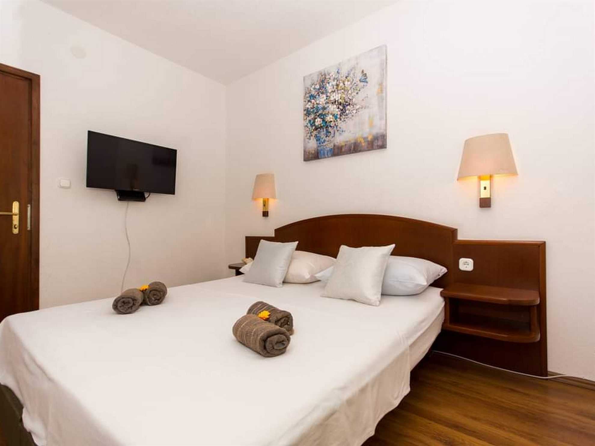Apartment Esthera 3 - EOS CROATIA