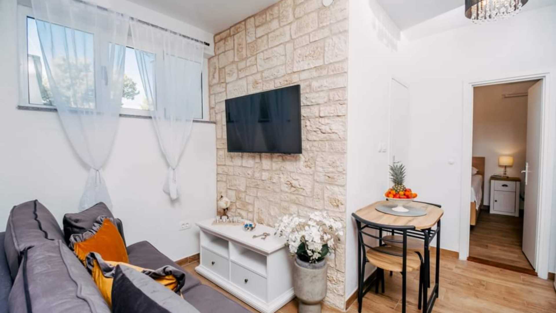 Apartment Esthera 4 - EOS CROATIA