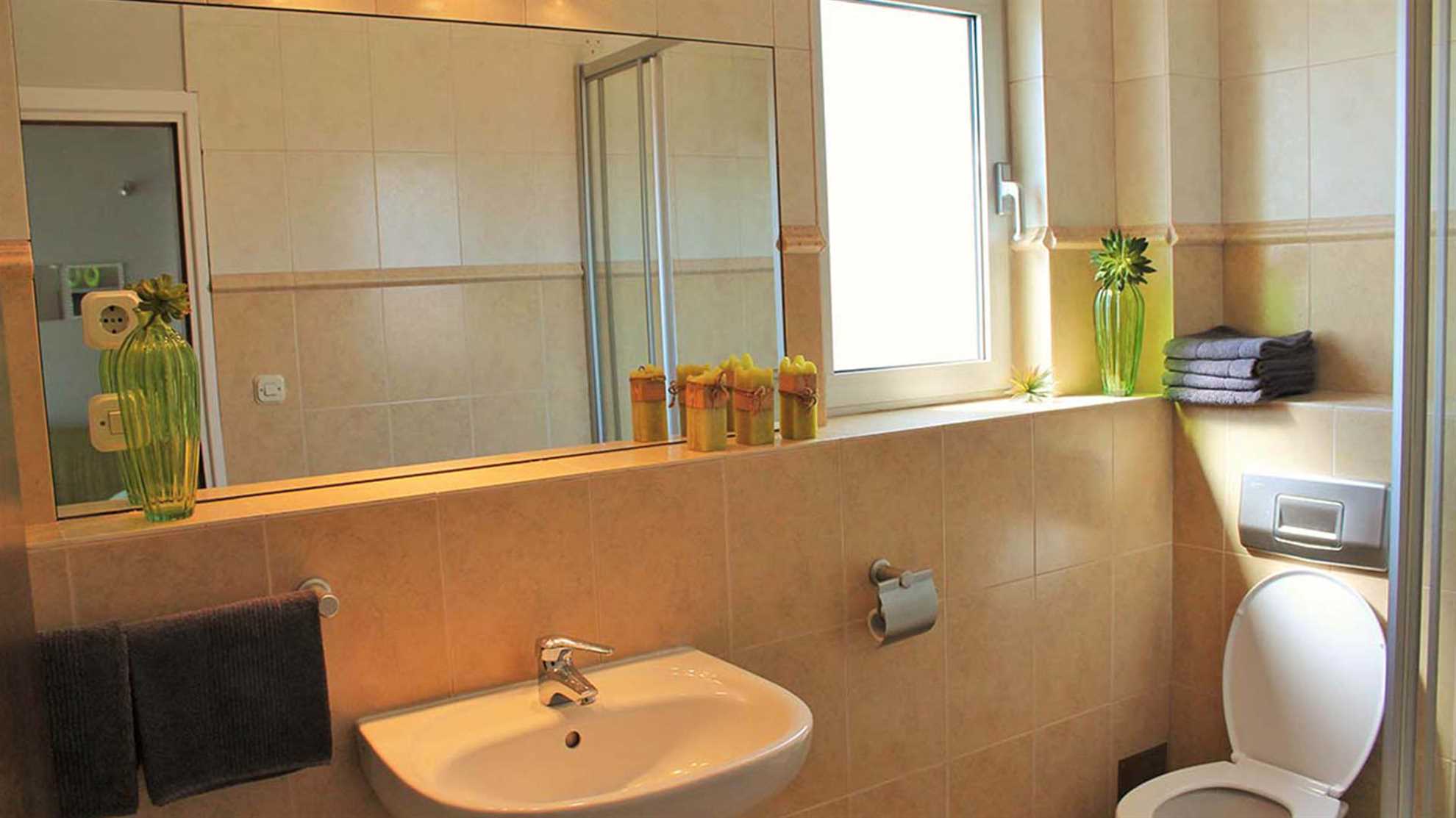 Beachside apartment Sea Star with shared pool - EOS CROATIA