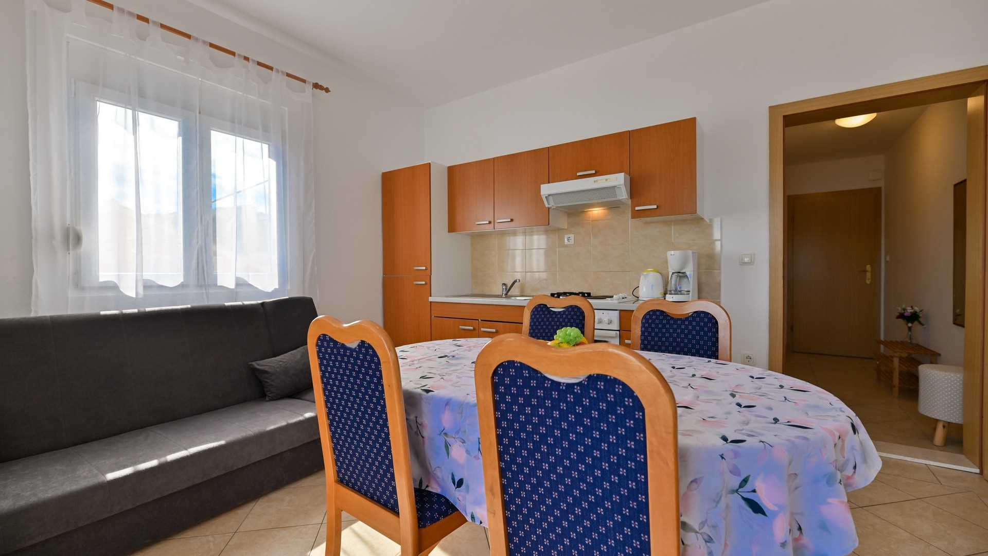 Apartment Narona 4