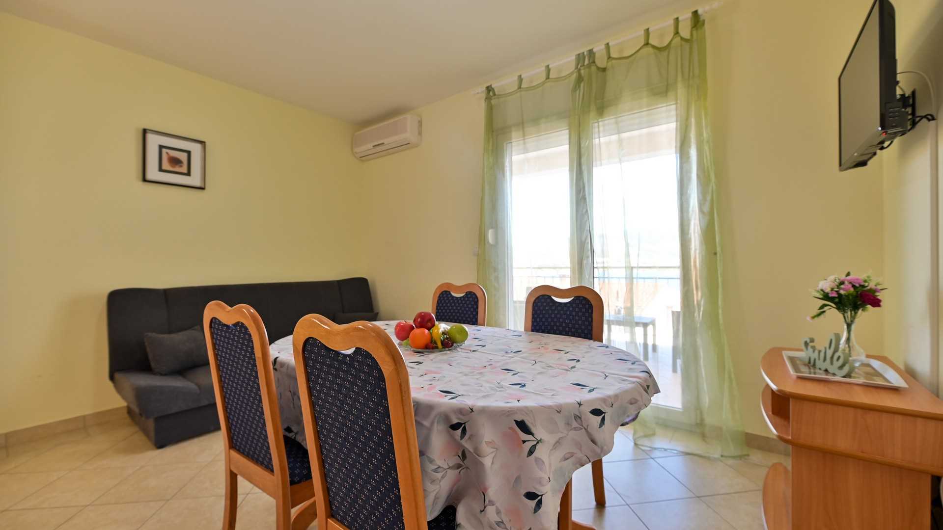 Holiday house Narona