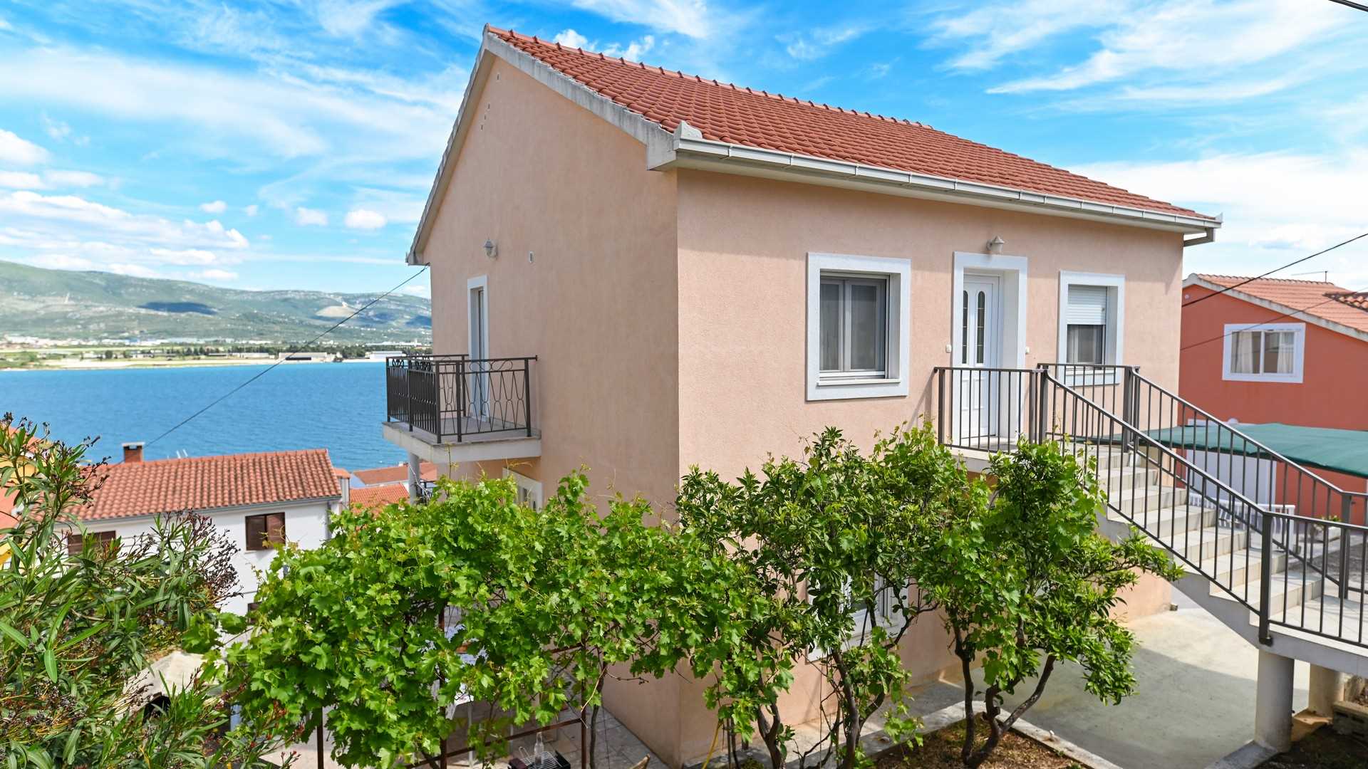 Holiday house Narona