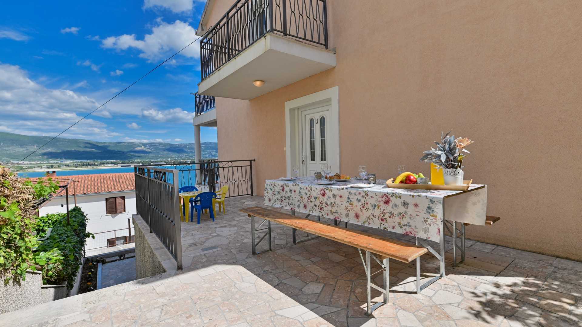 Holiday house Narona