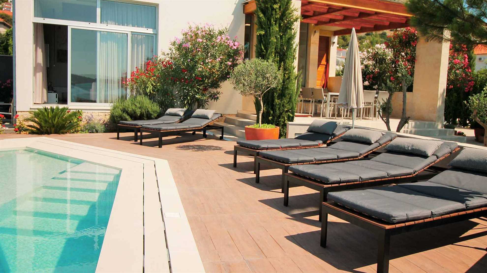 Beachside apartment Sea Pearl with seaview balcony - EOS CROATIA